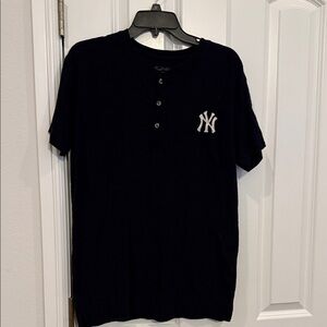 Wright & Ditson NY Black Short Sleeve Tee
